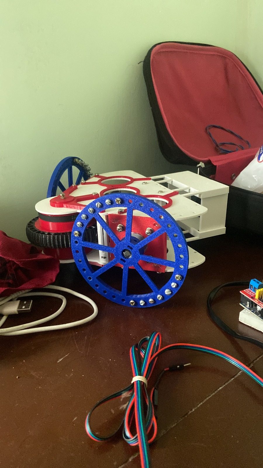 Side view of the robot on a workbench
